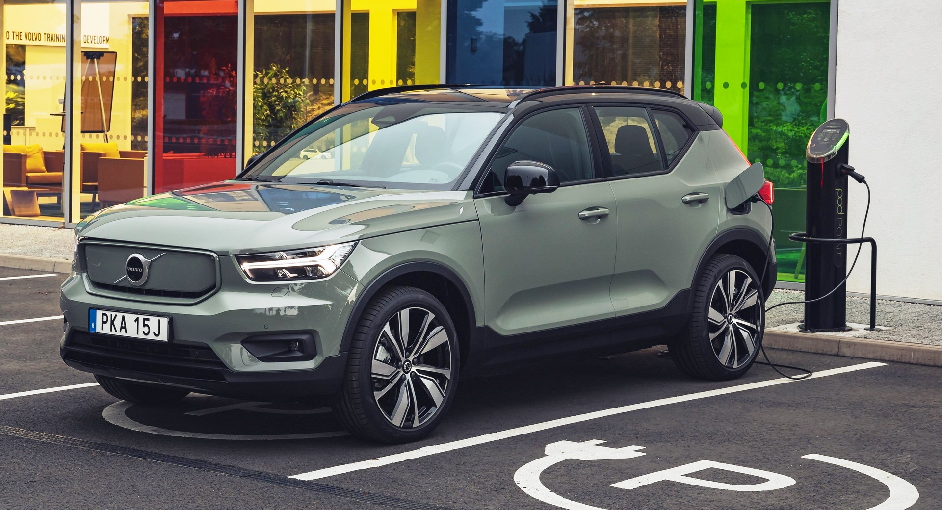 These are the only 3 Volvo XC40 Home Chargers you will ever need.